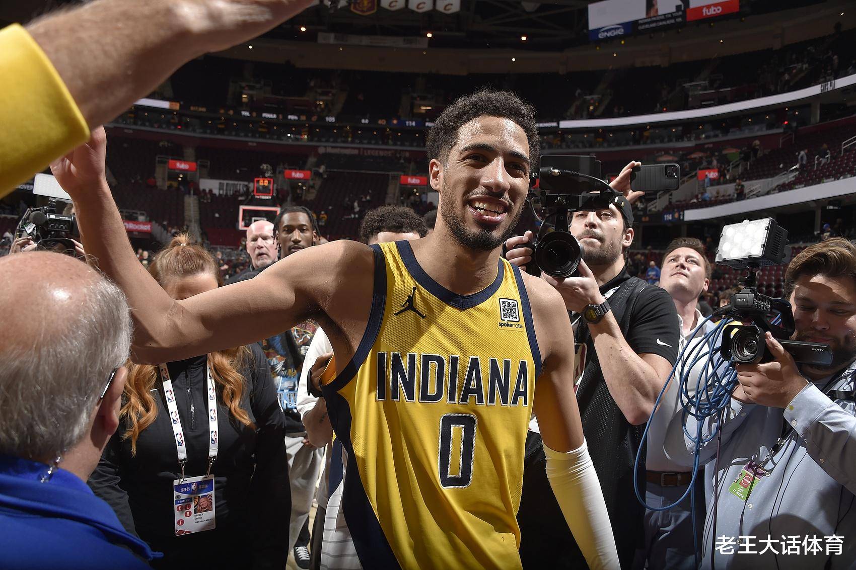 NBA季后赛今夜再迎强敌，印第安纳步行者复出首秀，主帅态度——更衣室稳定，身体对抗强度拉满的简单介绍