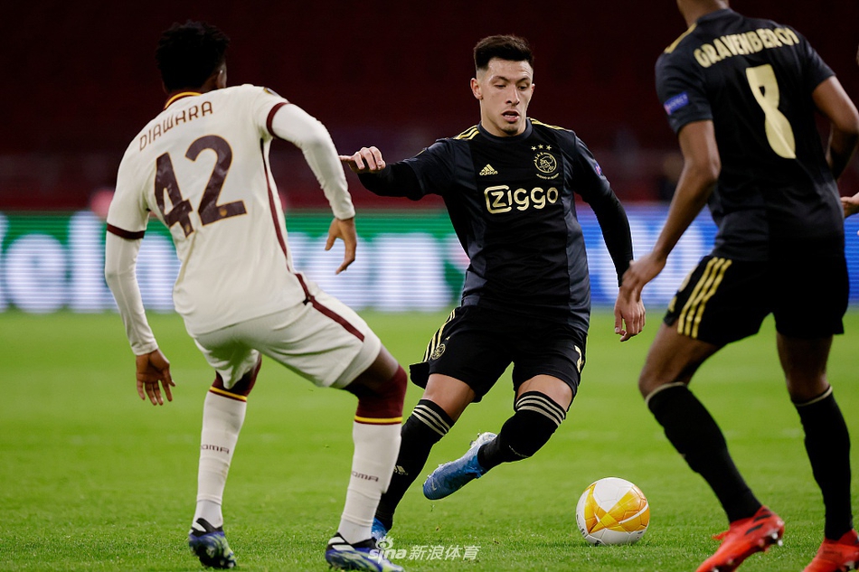 爱游戏娱乐-里程碑夜！阿贾克斯更衣室发声，欧联今晚刷纪录，质疑声仍在，资深球员宣示担当-爱游戏娱乐