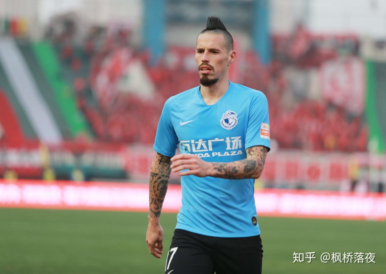 关键时刻中超传出新动向；克里夫兰骑士再遭质疑；管理层表态：话题不断；数据趋势出现新变化