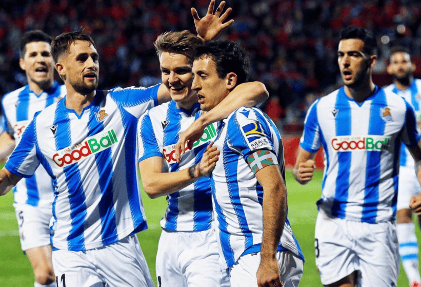 爱游戏平台-皇家社会战术微调备战法甲今夜皇家社会调整名单以备社区盾，洛杉矶快船赛后主帅复盘瞬间刷屏的简单介绍-爱游戏平台